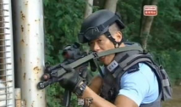 反恐特勤队 电视剧,生死较量，忠诚守护